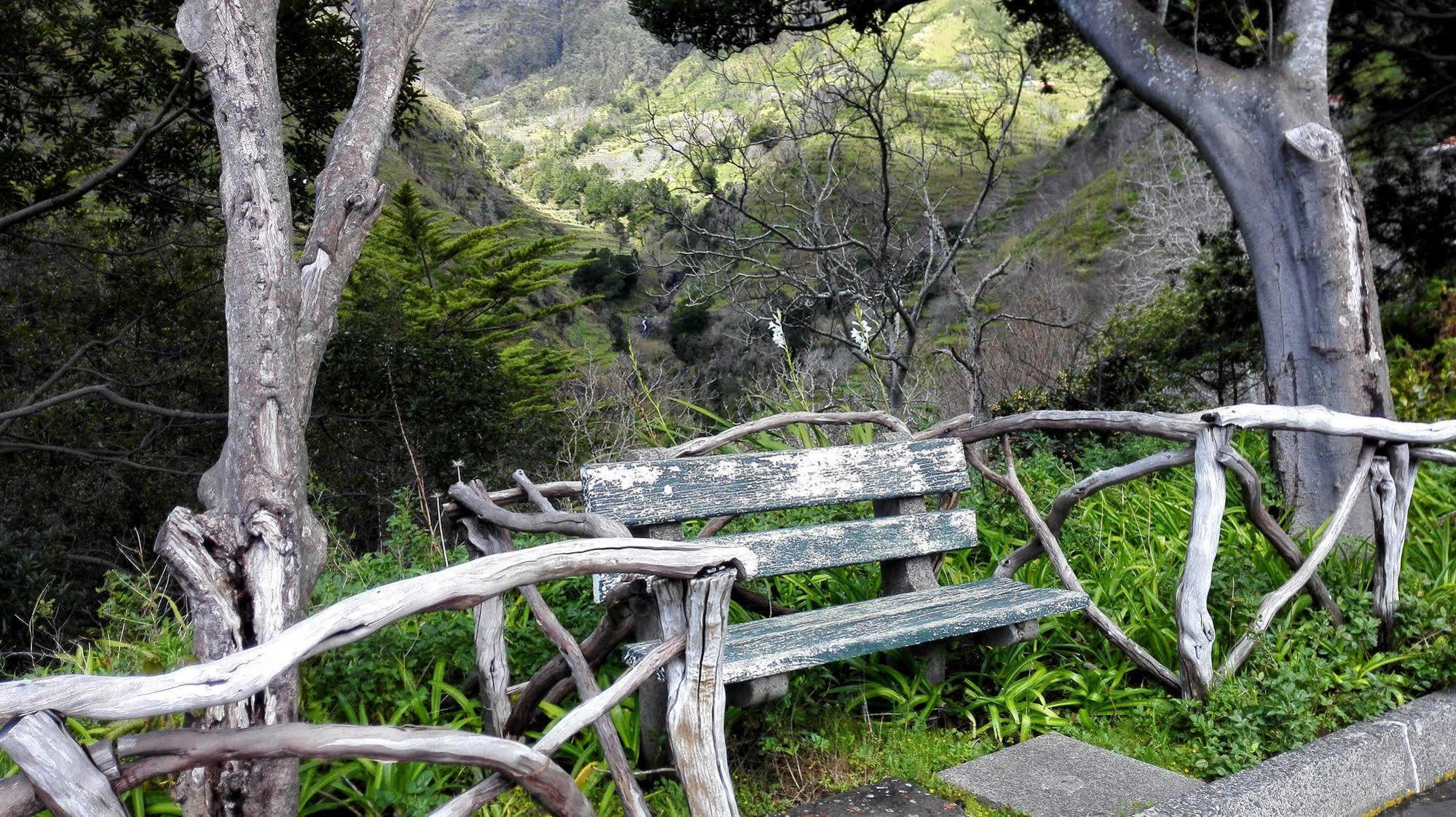 Dorisol Pousada Dos Vinhaticos Serra de Agua Bagian luar foto